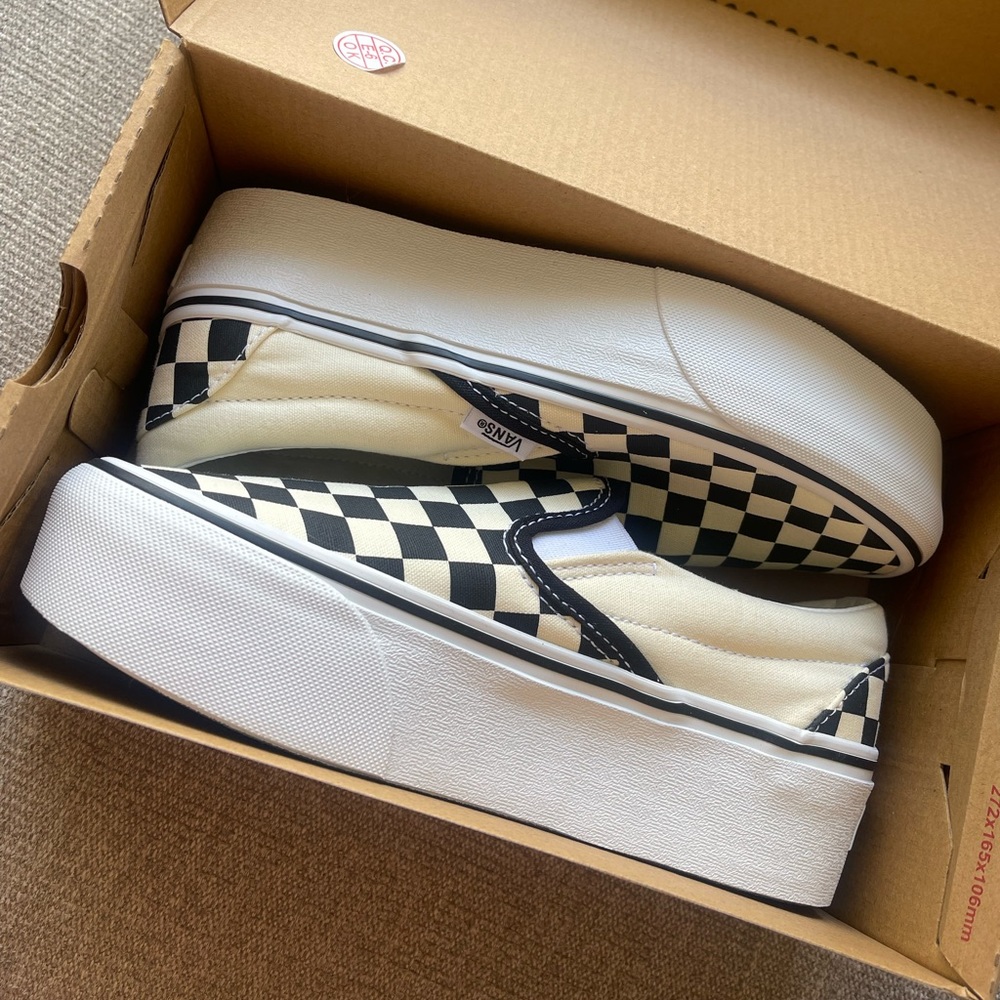 New Vans Classic Slip-On Checkerboard Platform